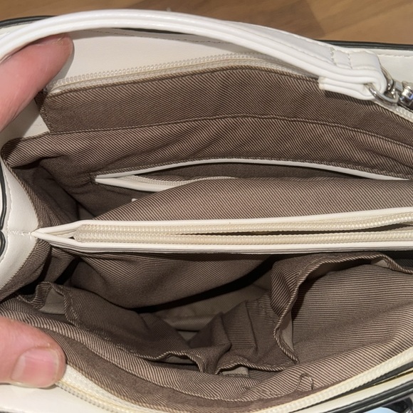 London Fog White and Black Satchel - Picture 8 of 11